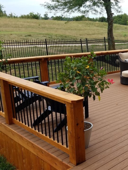 Fiberon Deck Capped Decking made from recycled plastics and wood fibers to make an encapuslated and scalloped decking board