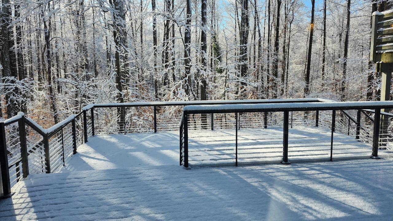Customer Photo of a Feeney Modern Cable Railing with a fresh snow in matte black 36 inch modern designrail kits