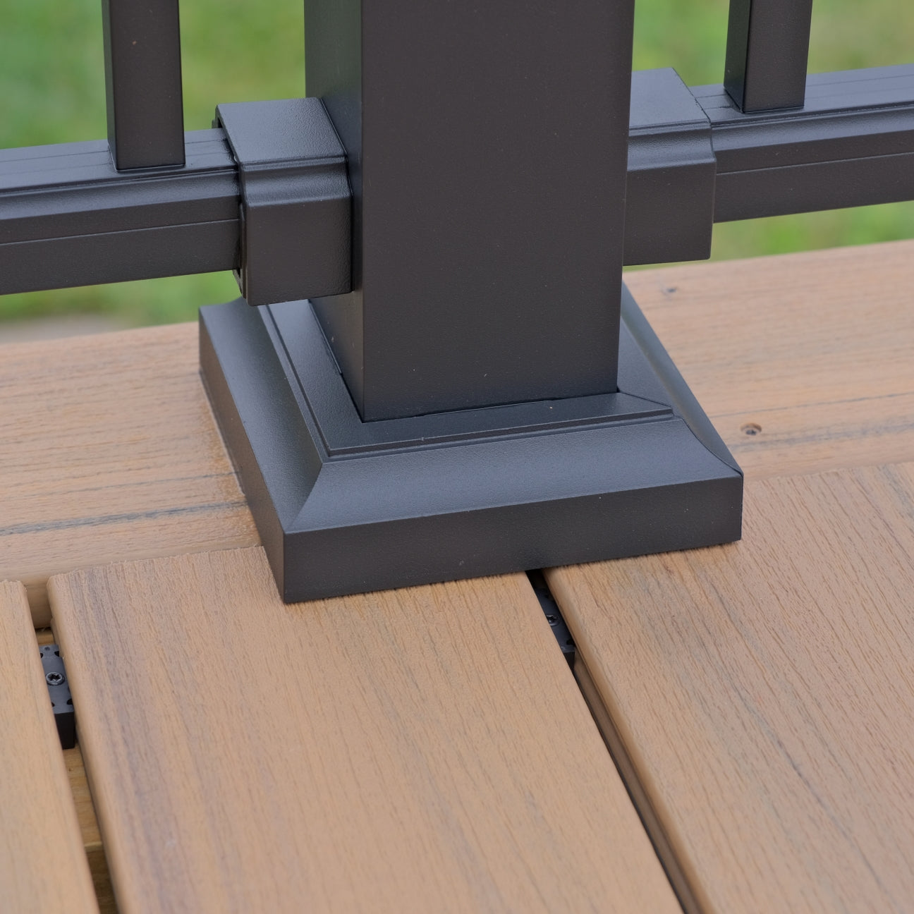 Dekpro 3" Post skirt installed on bottom of aluminum post.